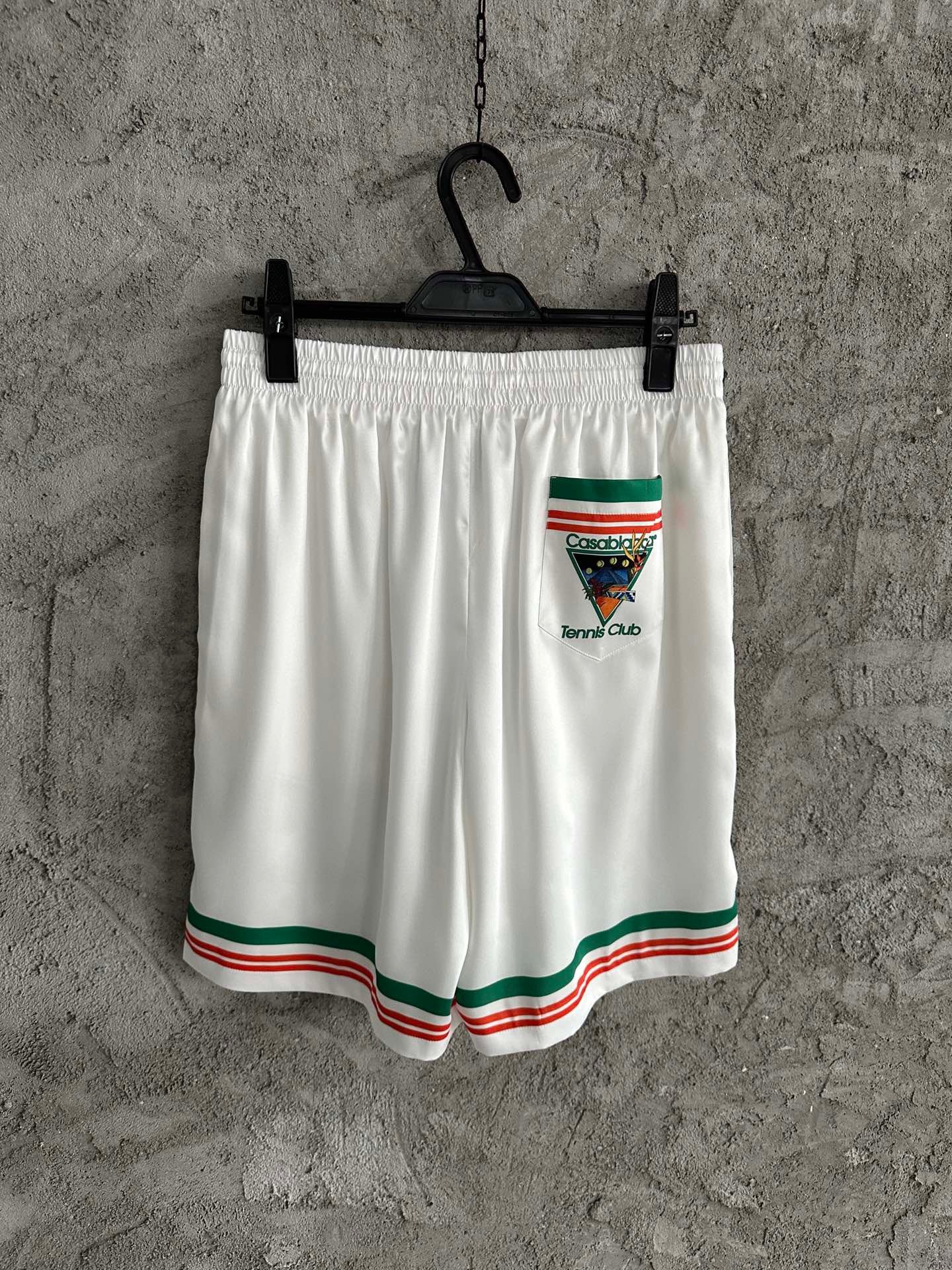 Multi-color Short