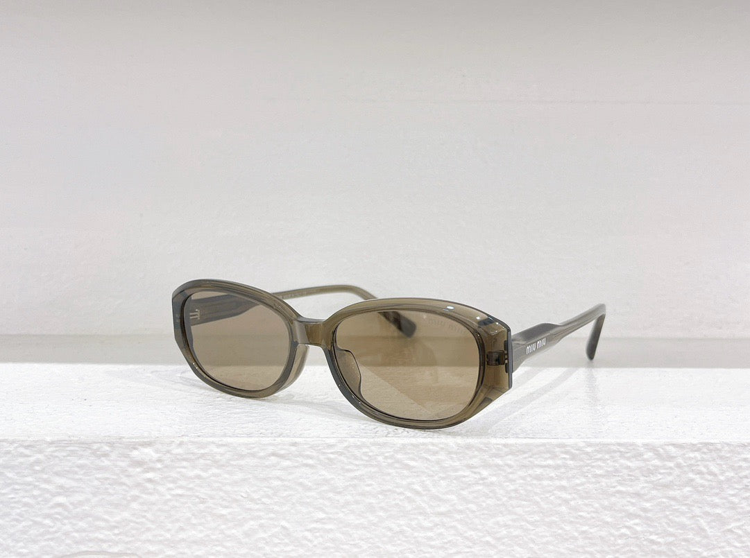 Black,White and Brown Sunglass