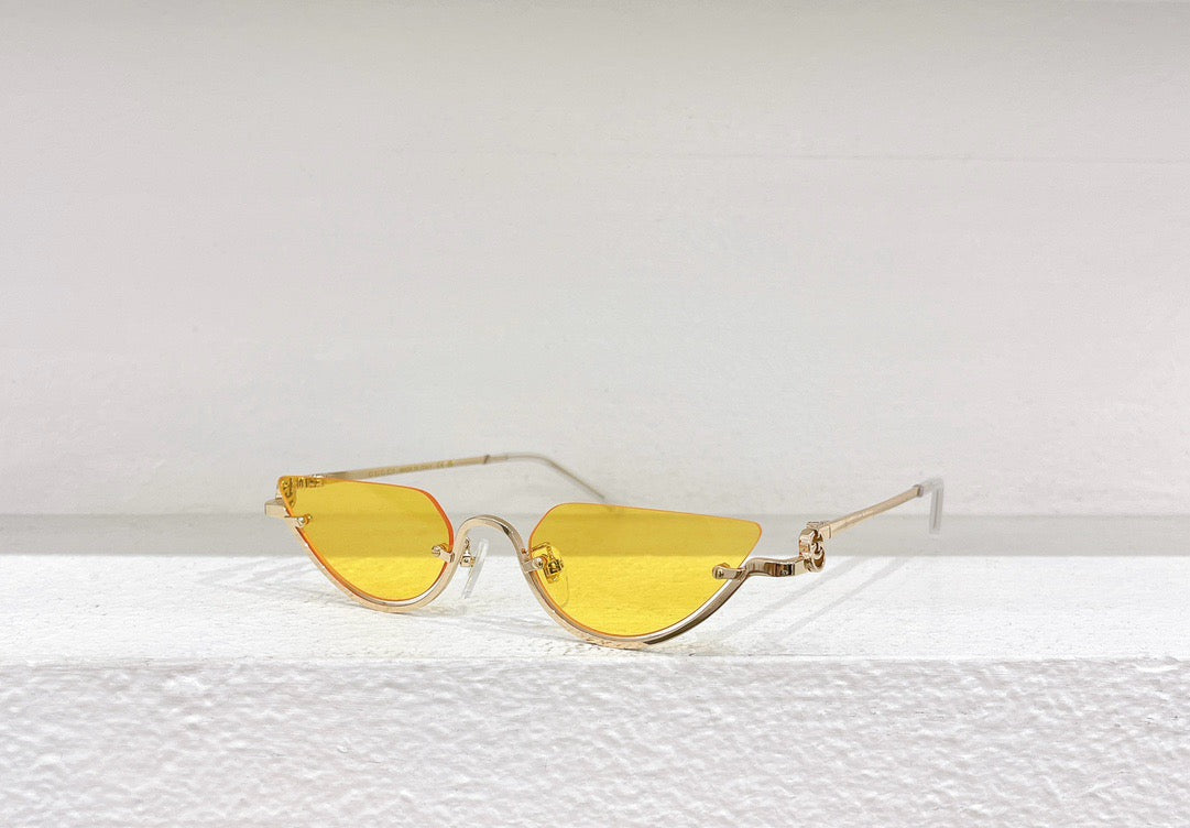 Black,Brown  and Yellow Sunglass