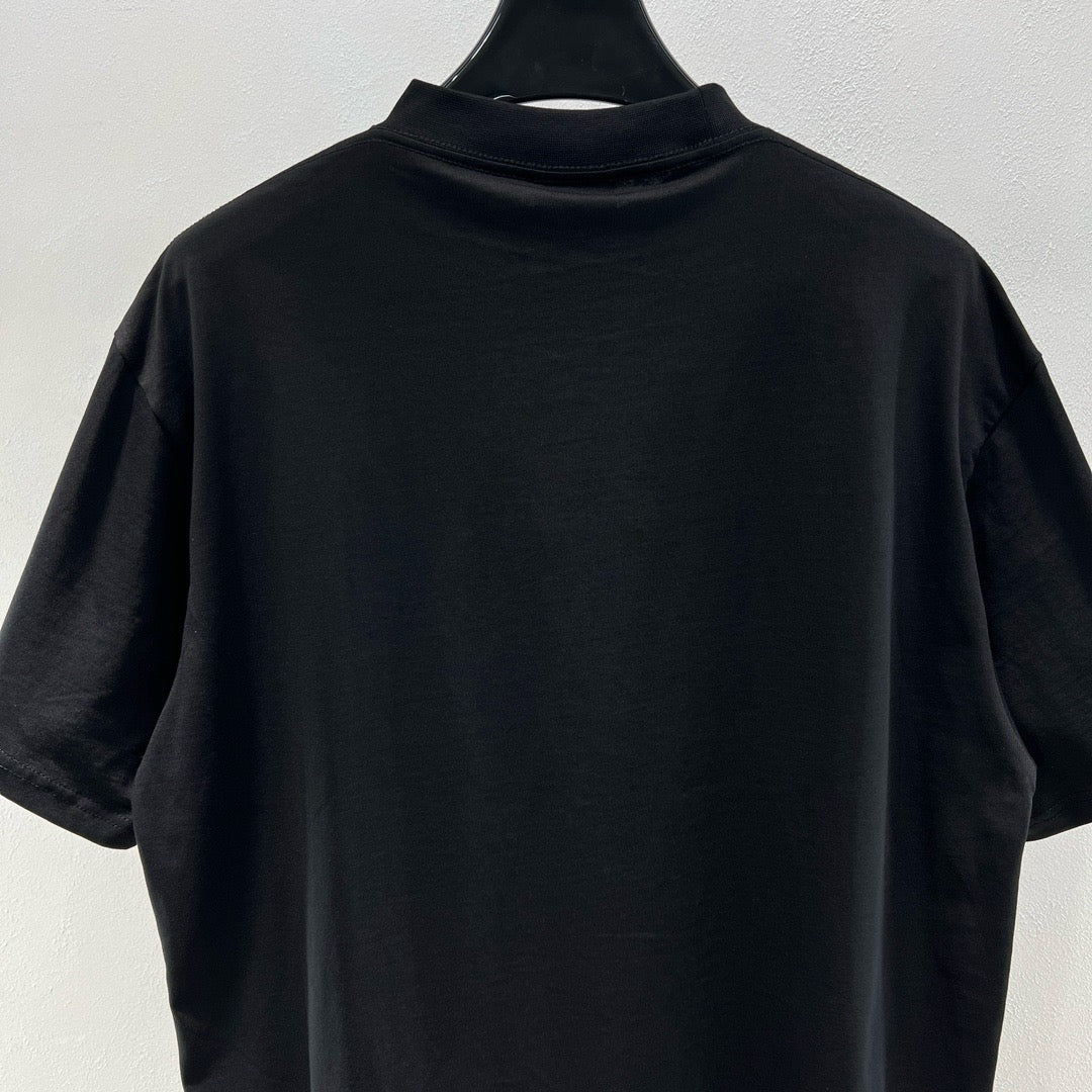 Black T-shirt