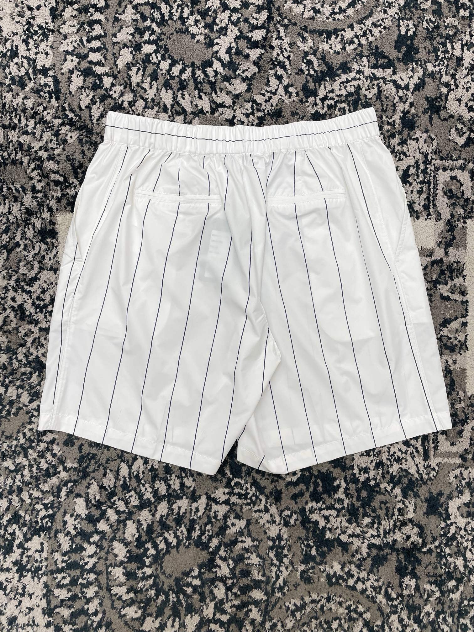 White Short