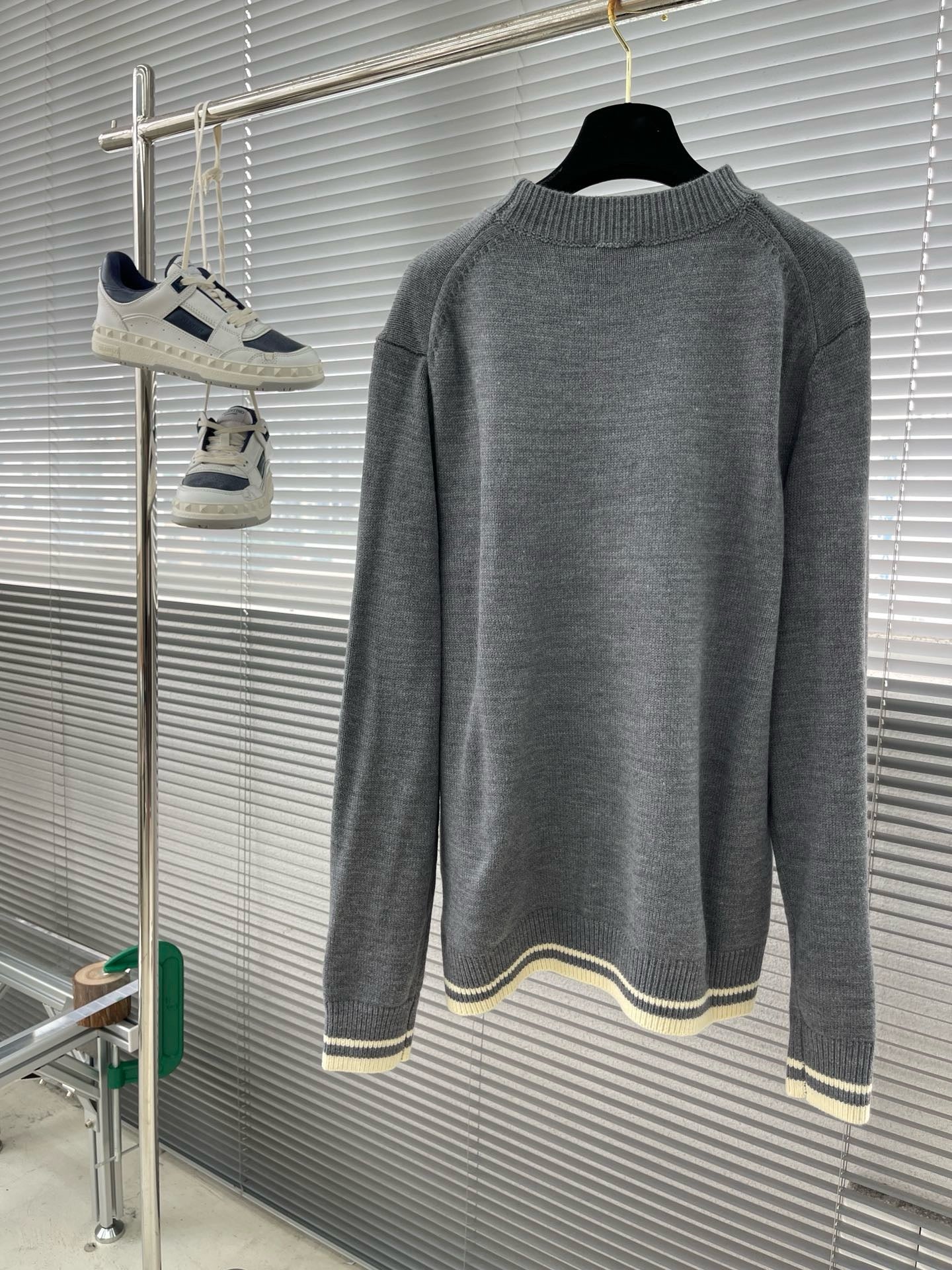 Grey Sweatshirt