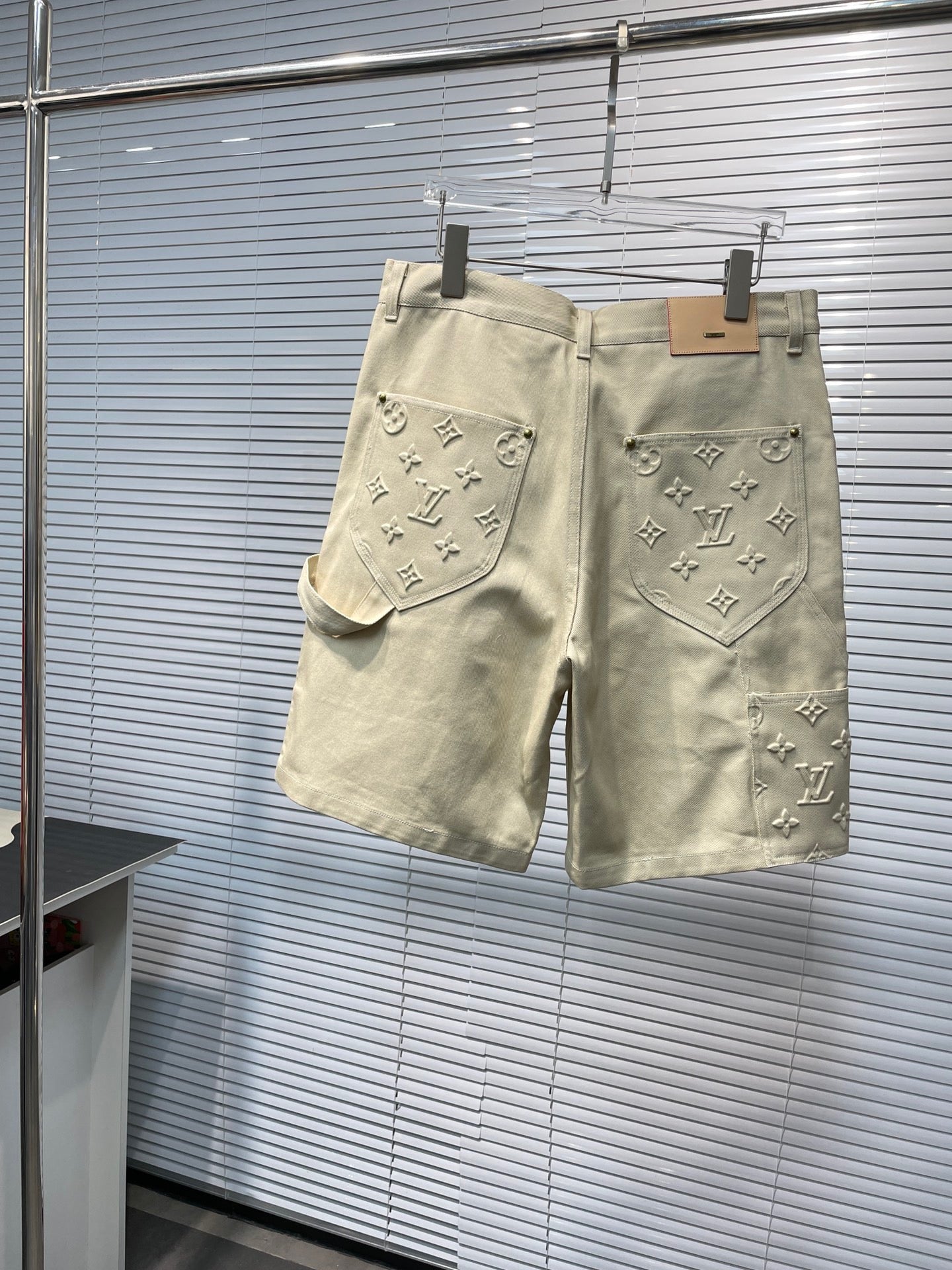 Khaki Short - Sizes 30,31