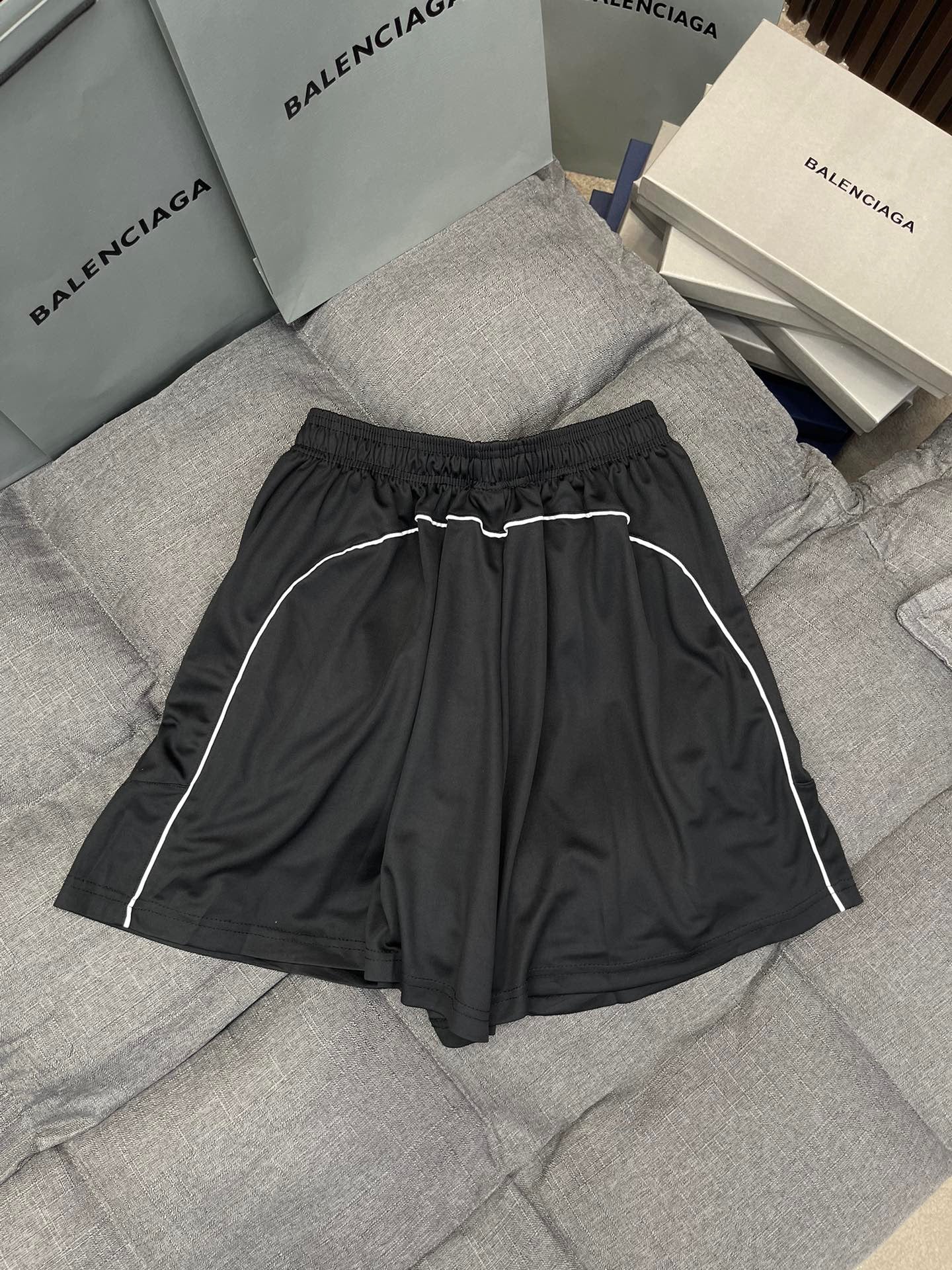 Black Short