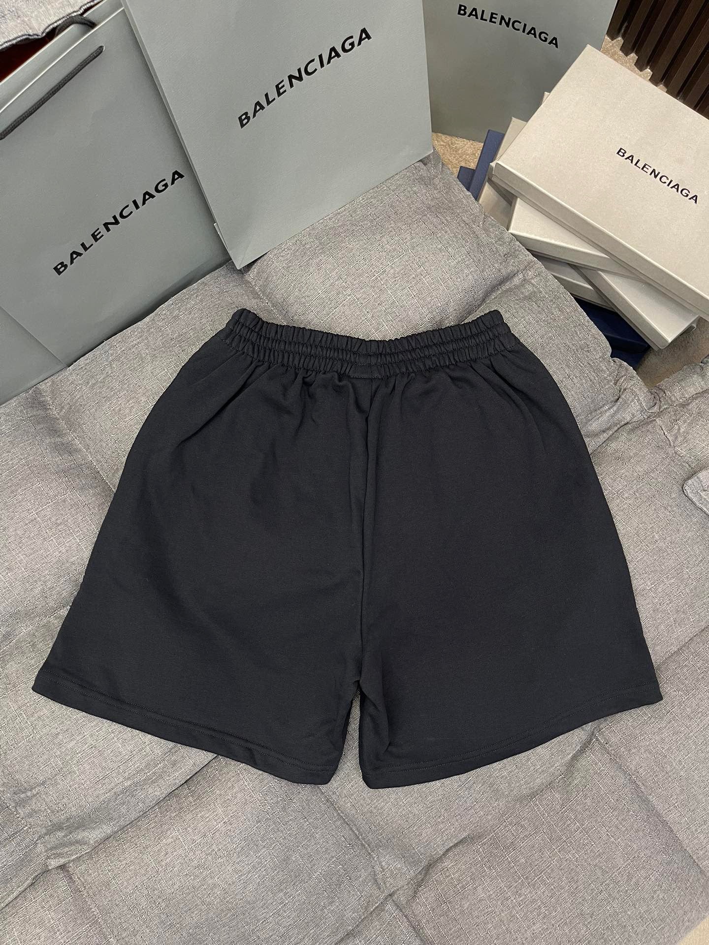 Black Short