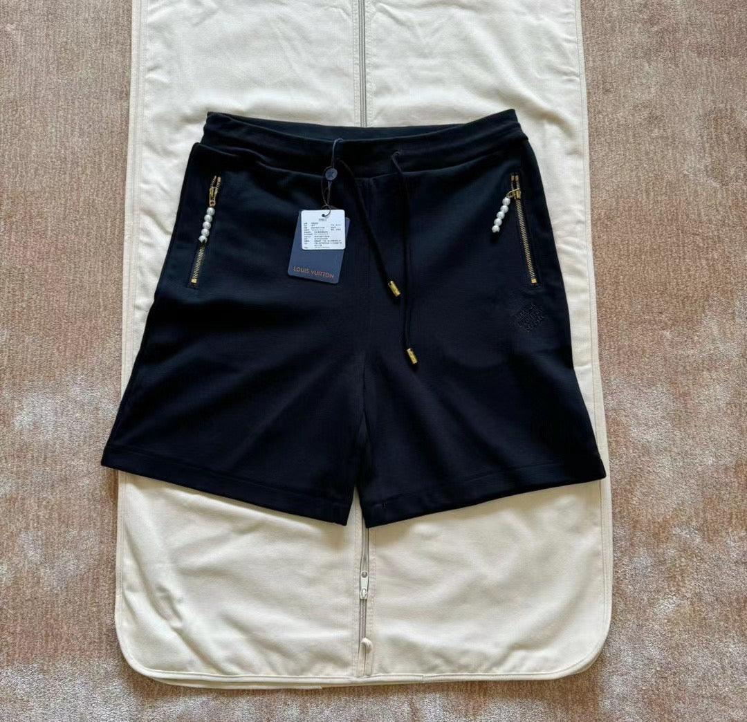 Black Short