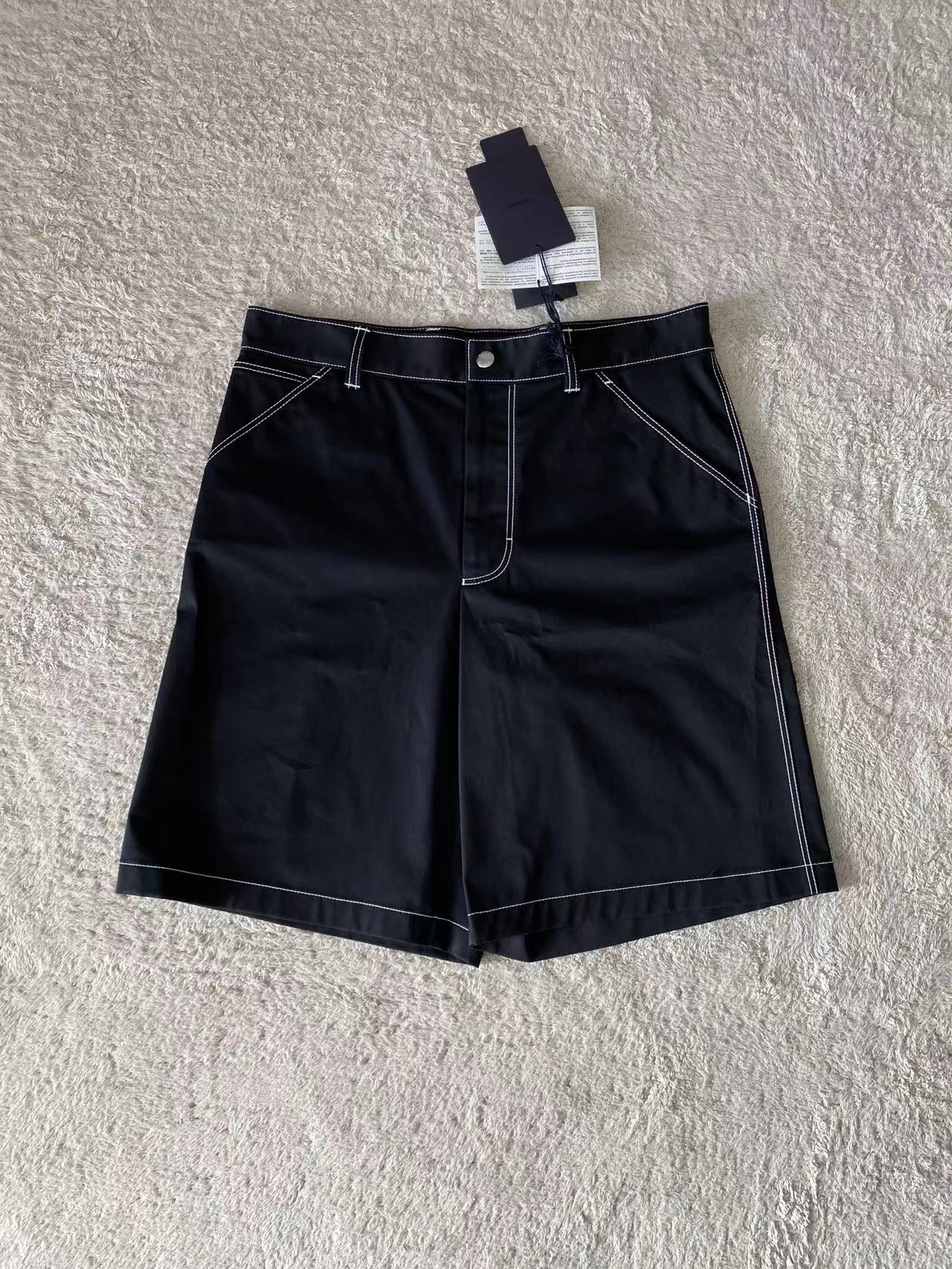 Black Short