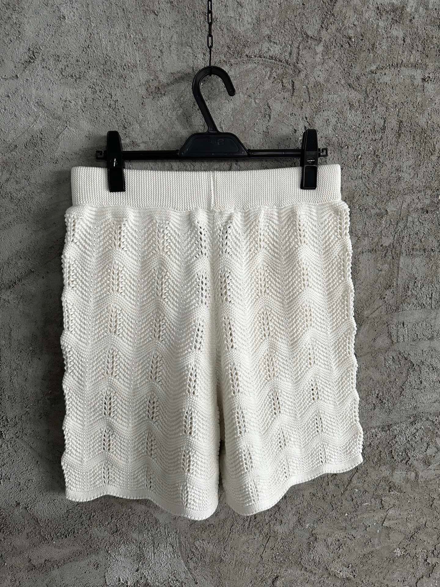 White Short