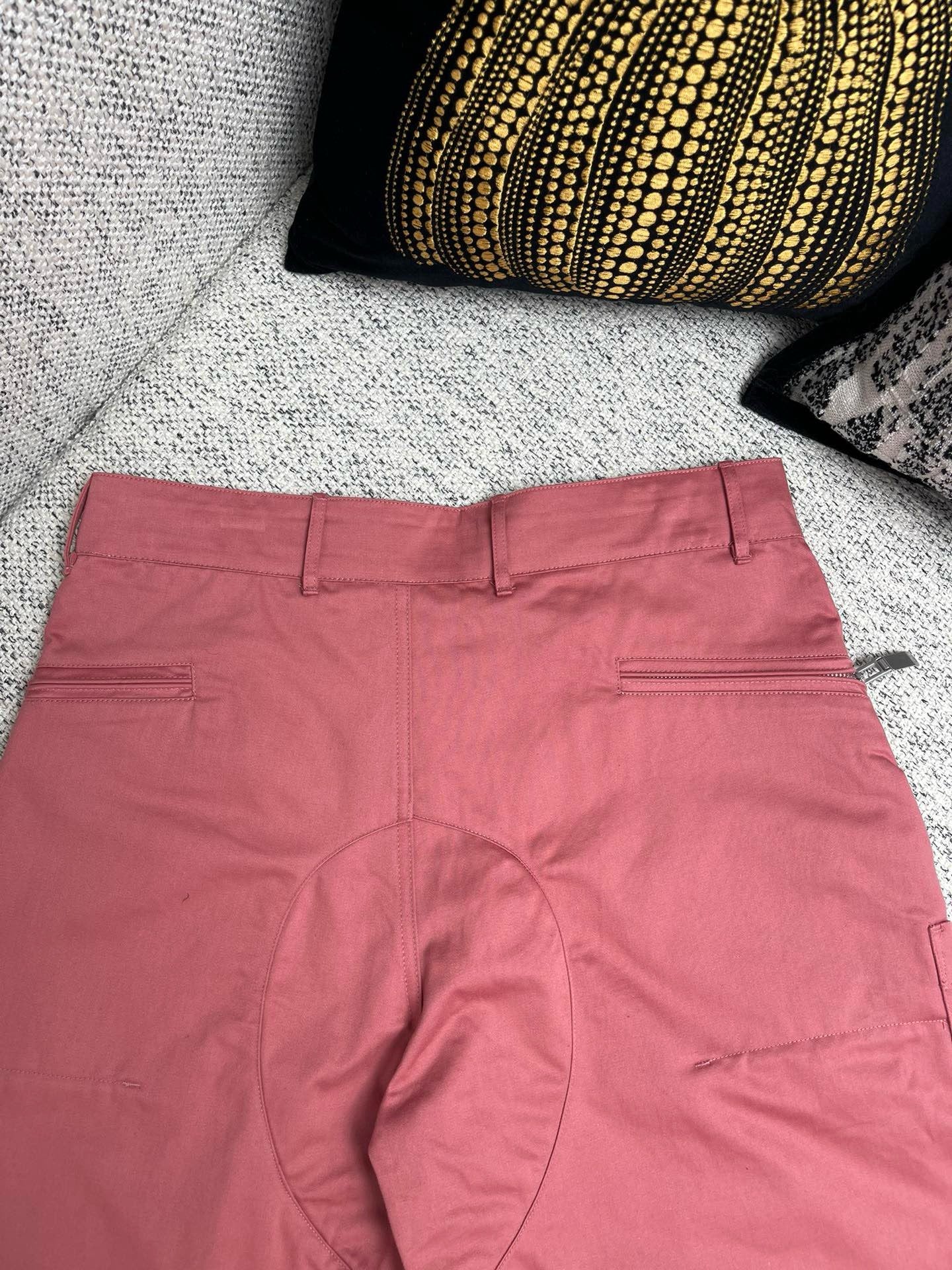 Multi-color Short