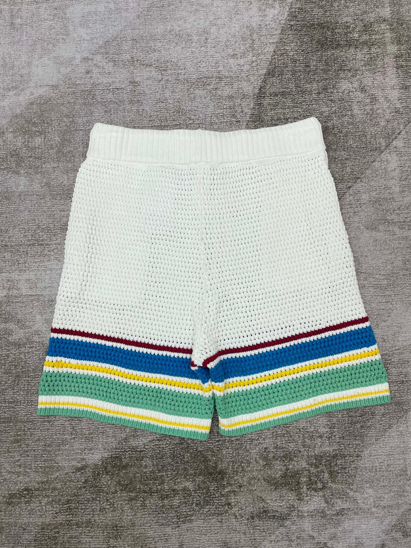 Multi-color Short