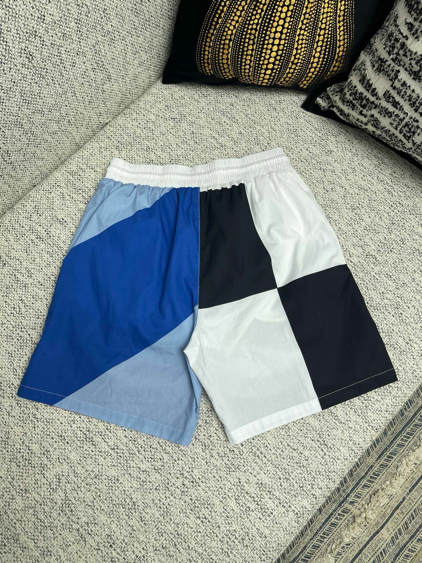 Multi-color Short