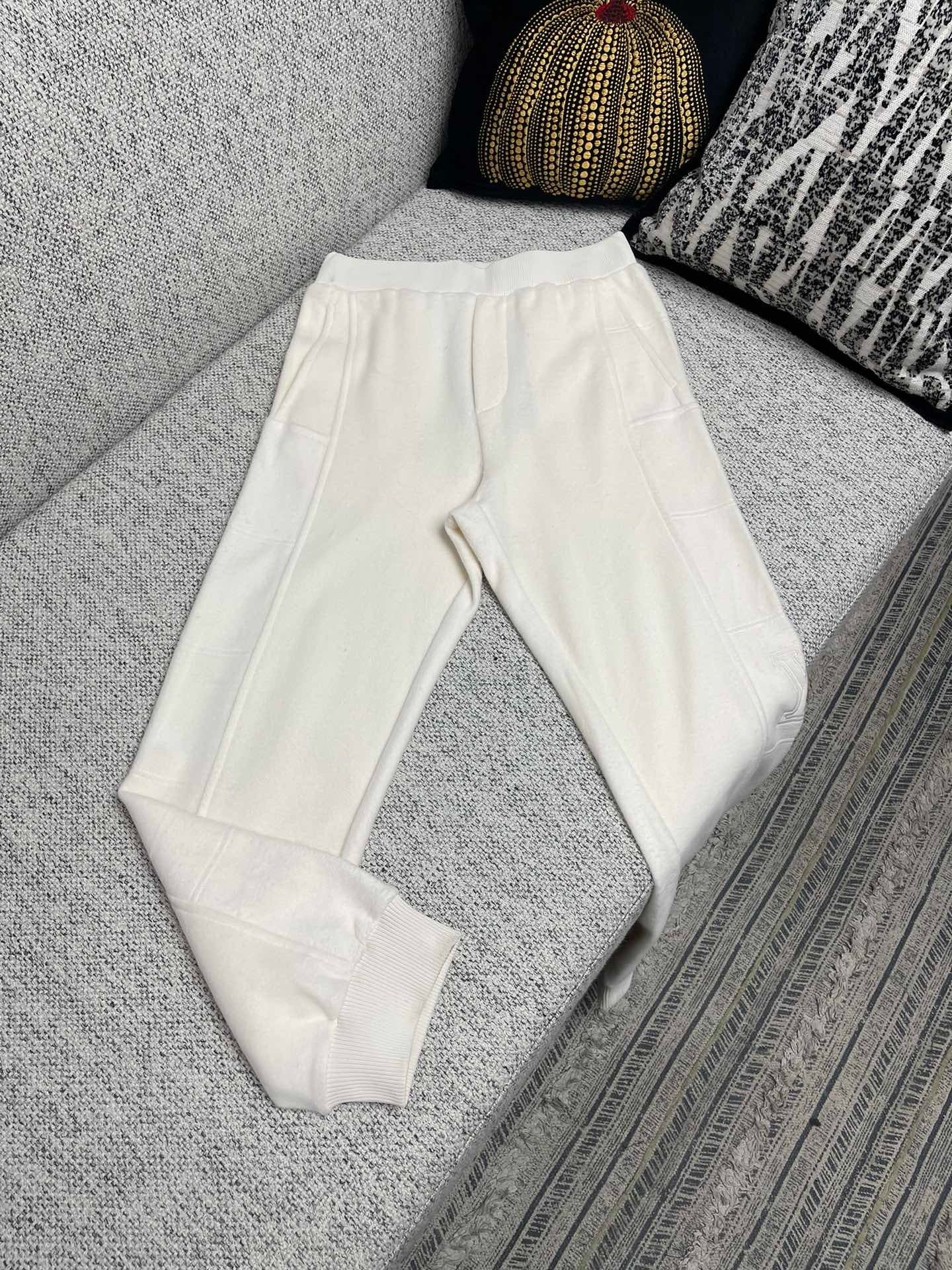 White and Green Pant