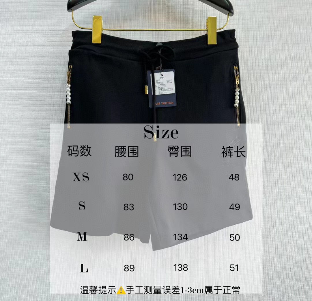 Black Short