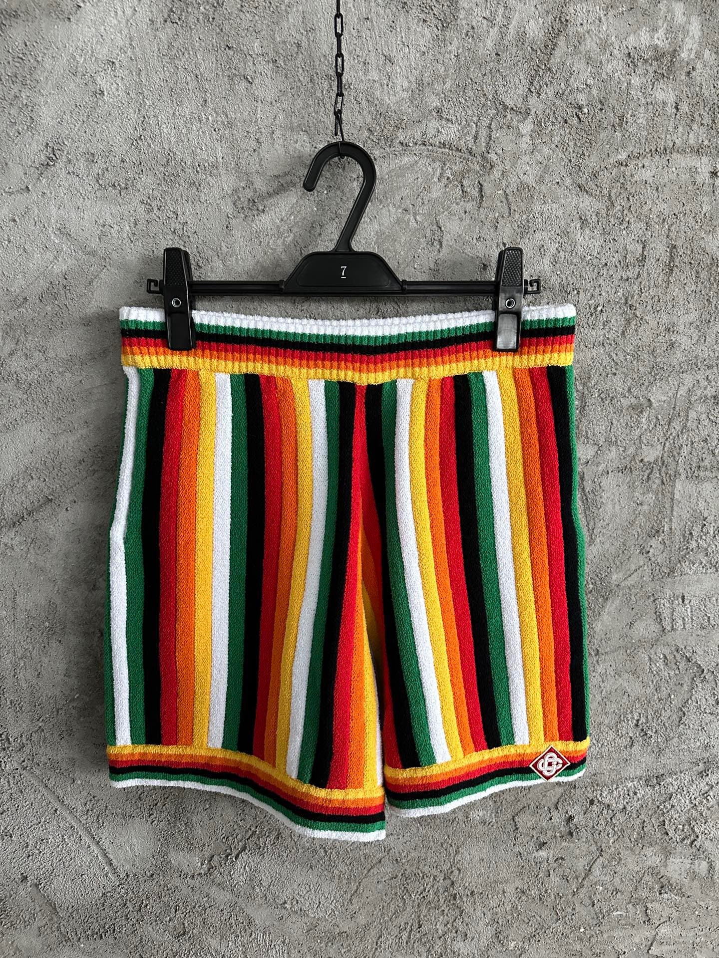 Multi-color Short