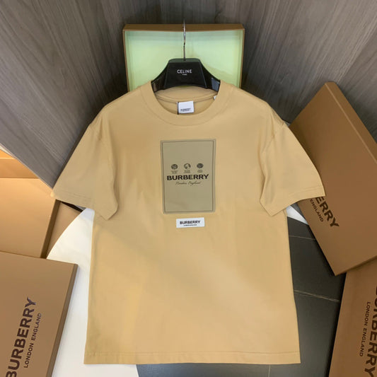 Khaki,Black and White T-shirt