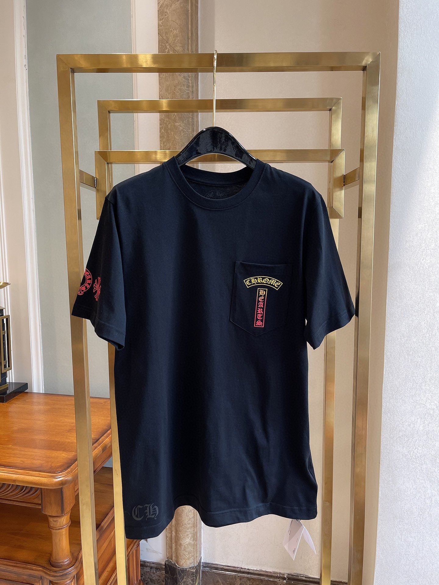 color T horseshoe Tee - Topmodareps